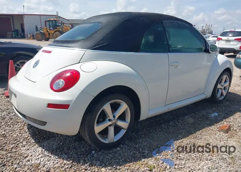 2007 Volkswagen New Beetle Triple White из США, поврежденный, VIN 3VWFF31Y77M421510
